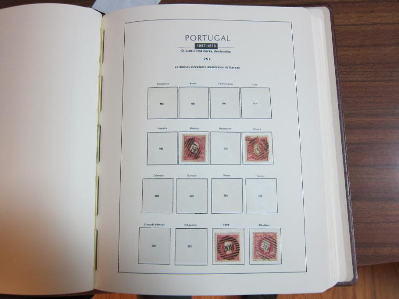 0015 (110).jpg -     Lote:    15      Marcofilia      Lotes Especiais       Descrição:      Portugal.   Colecção especializada de marcas numéricas das 1.ª e 2.ª reformas em selos de 25 reis, desde D. Maria II até D. Luís I, de frente. Lote a ver.        Lote       Valor Base:     &euro; 1.500,00     Valor Venda:     &euro; 3.000,00     